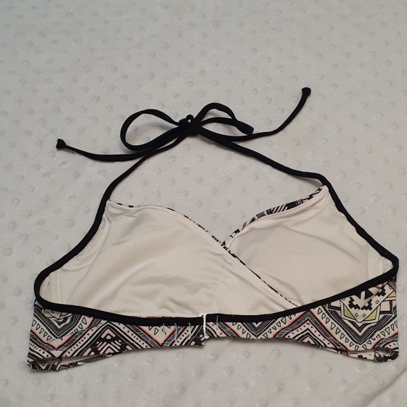 VICTORIA SECRET PINK BIKINI TOP SIZE MEDIUM - Picture 6 of 13